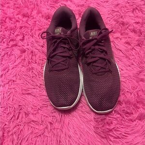 Nike Purple Sneakers Modern Knit Design